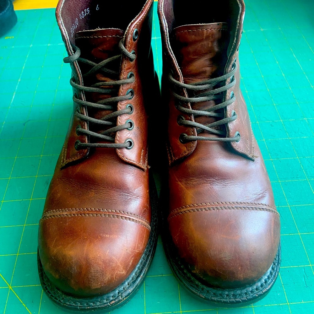 LAX Goodyear Welted Leather Ankle Boots. Youth size 6.